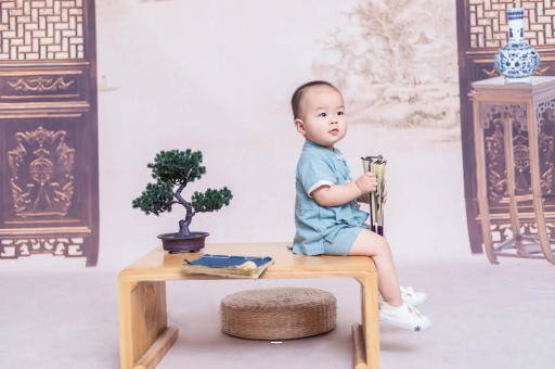 临清宝宝几个月可以笑出声