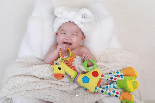 临清宝宝为什么会吐奶 临清宝宝为什么会吐奶